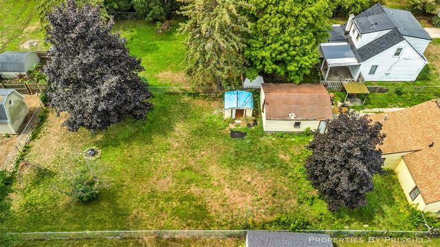 348 Ridgewood Street, Grand Rapids, MI 49548