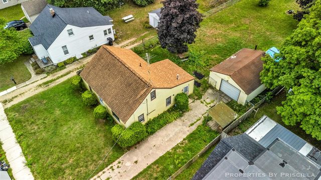 348 Ridgewood Street, Grand Rapids, MI 49548