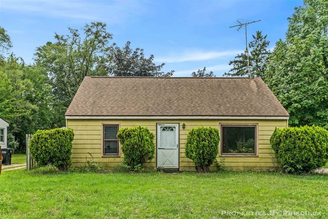348 Ridgewood Street, Grand Rapids, MI 49548