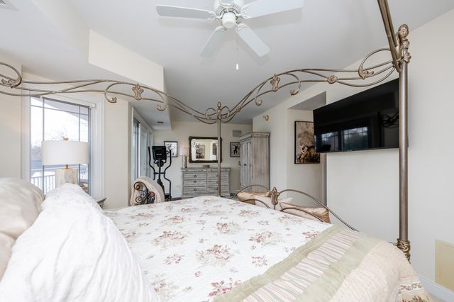 200 Lake Street 3B, St. Joseph, MI 49085