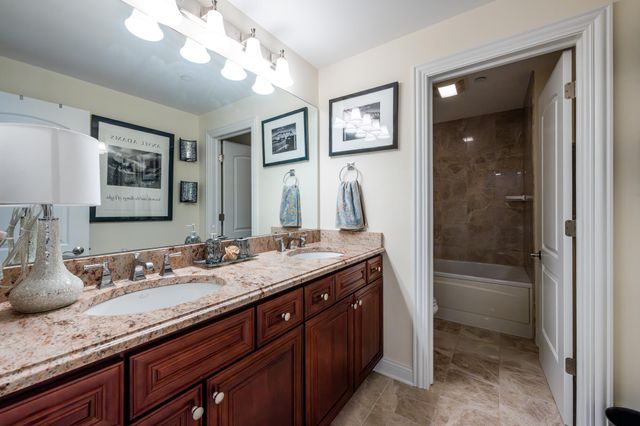 200 Lake Street 3B, St. Joseph, MI 49085