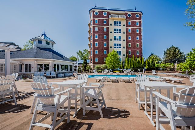 200 Lake Street 3B, St. Joseph, MI 49085