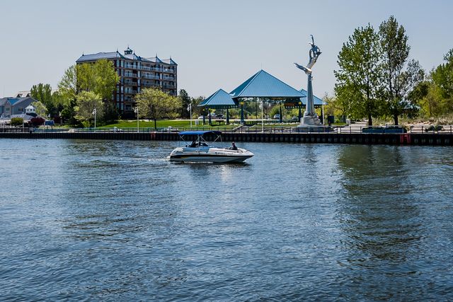 200 Lake Street 3B, St. Joseph, MI 49085