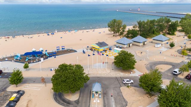 200 Lake Street 3B, St. Joseph, MI 49085