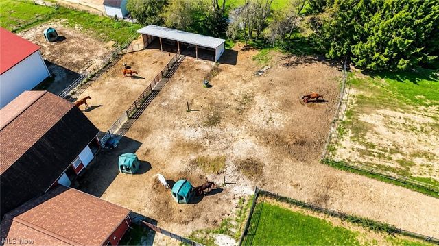 18 Manning Road, Mogadore, OH 44260