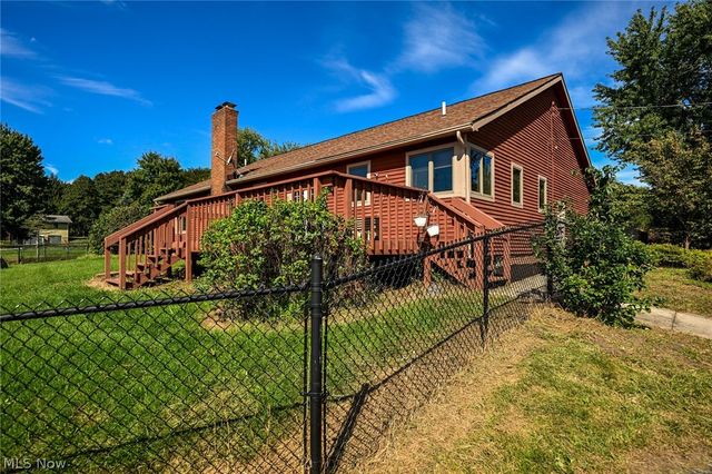 18 Manning Road, Mogadore, OH 44260
