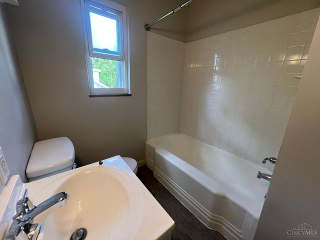 1401 beech, Cincinnati, OH 45205