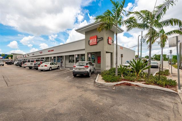 3941 NW 7 ST, Miami, FL 33126