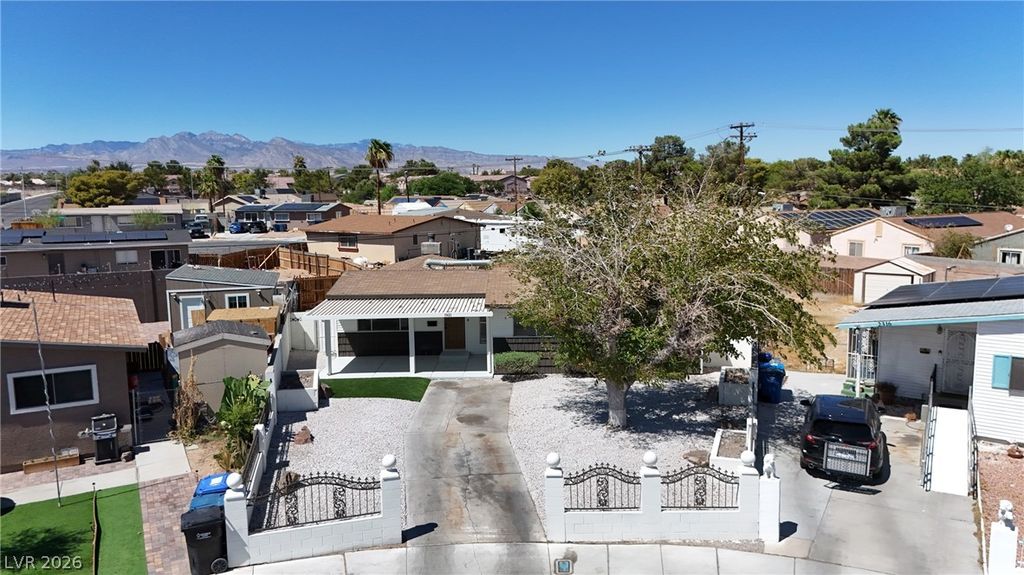 1921 Manhattan Drive, Las Vegas, NV 89106 — exterior