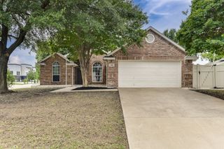 408 Tara Lane, Red Oak, TX 75154