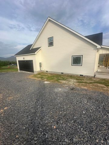 451 Hudlow Road, Dunlap, TN 37327