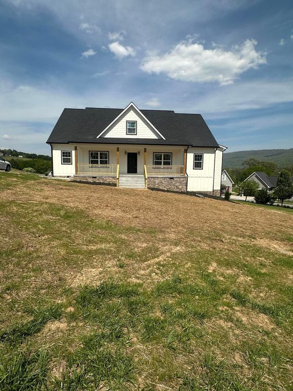 451 Hudlow Road, Dunlap, TN 37327