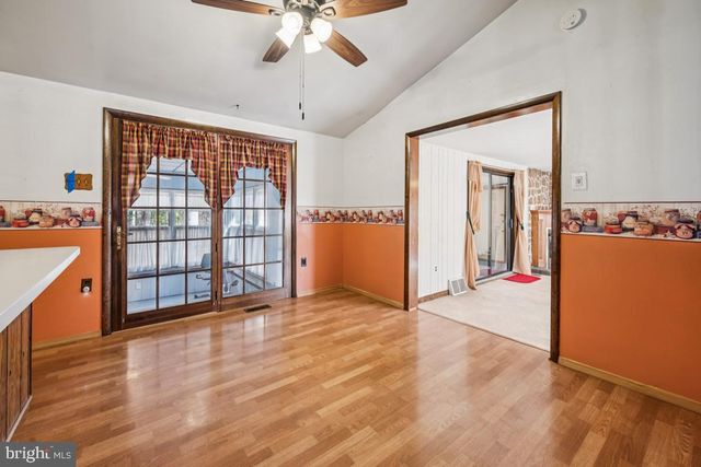 40 E PARK AVE, Williamstown, NJ 08094