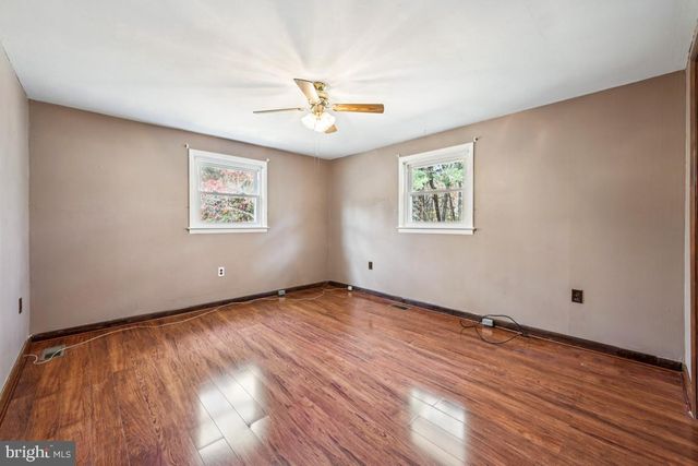 40 E PARK AVE, Williamstown, NJ 08094