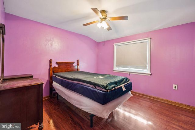 40 E PARK AVE, Williamstown, NJ 08094