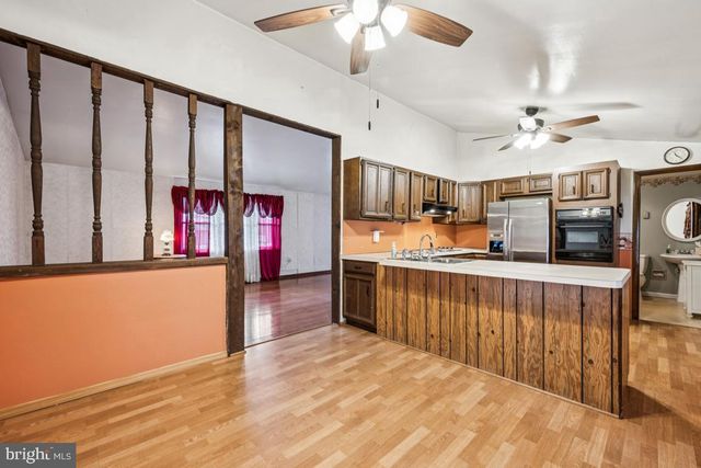 40 E PARK AVE, Williamstown, NJ 08094