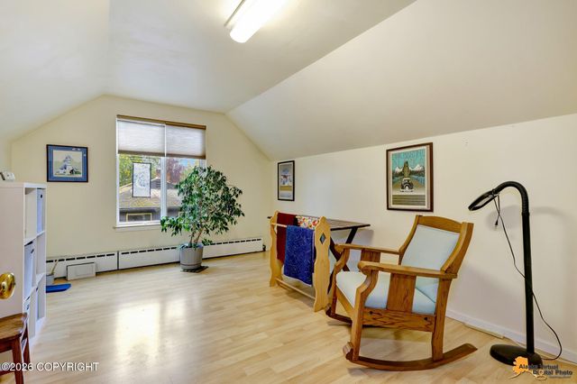 2207 Turnagain Parkway, Anchorage, AK 99517