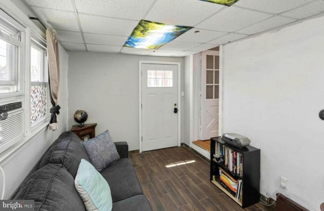 914 TOWNSHIP LINE RD, Elkins Park, PA 19027