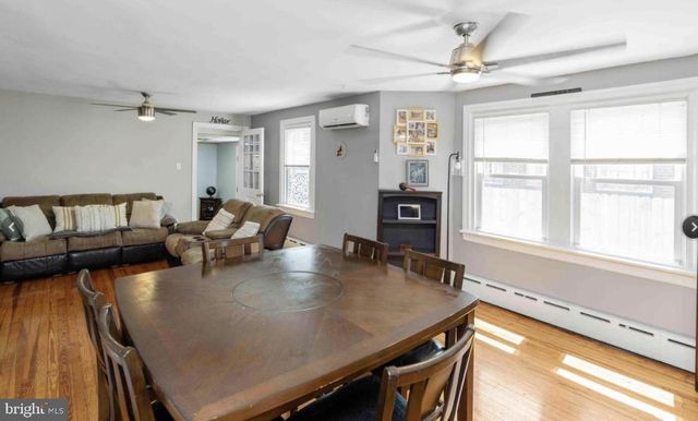 914 TOWNSHIP LINE RD, Elkins Park, PA 19027