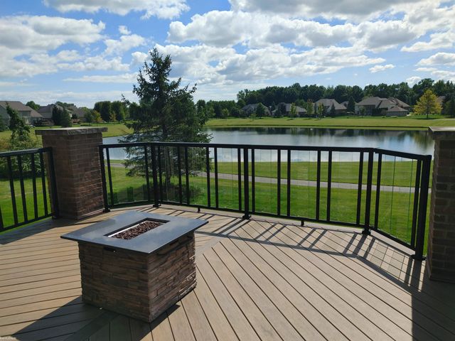 61276 Burningwood Drive, Washington Twp, MI 48094