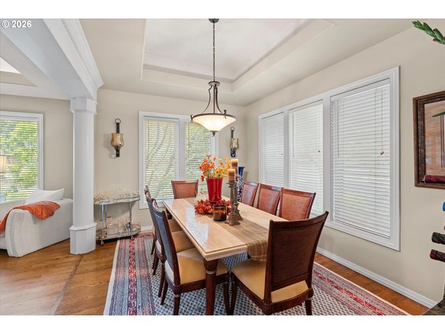 9930 Sw LUMBEE Ln, Tualatin, OR 97062