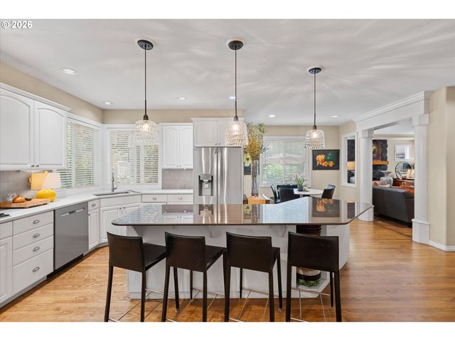 9930 Sw LUMBEE Ln, Tualatin, OR 97062