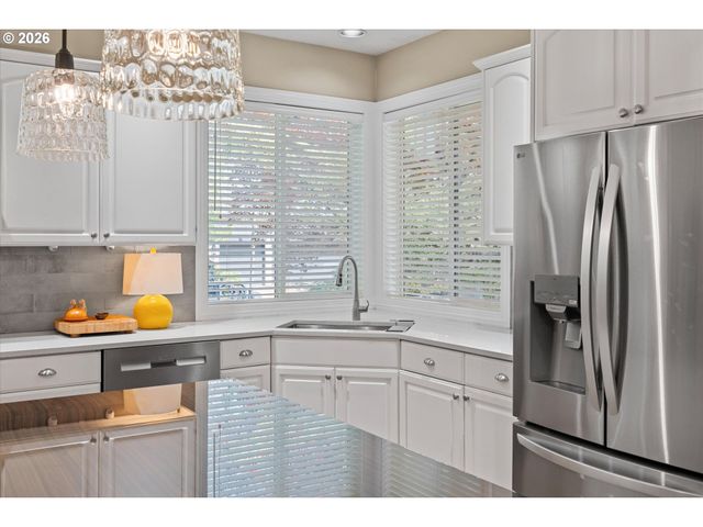 9930 Sw LUMBEE Ln, Tualatin, OR 97062