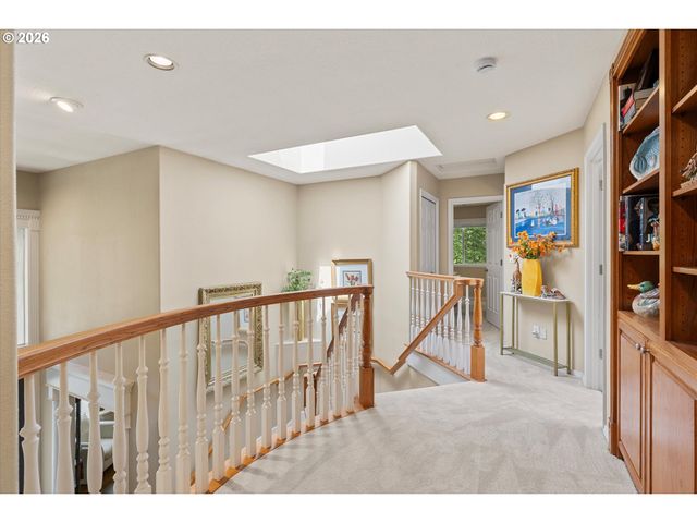 9930 Sw LUMBEE Ln, Tualatin, OR 97062