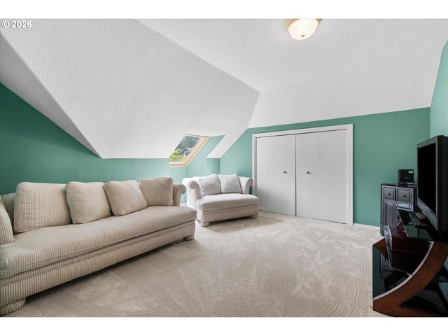 9930 Sw LUMBEE Ln, Tualatin, OR 97062