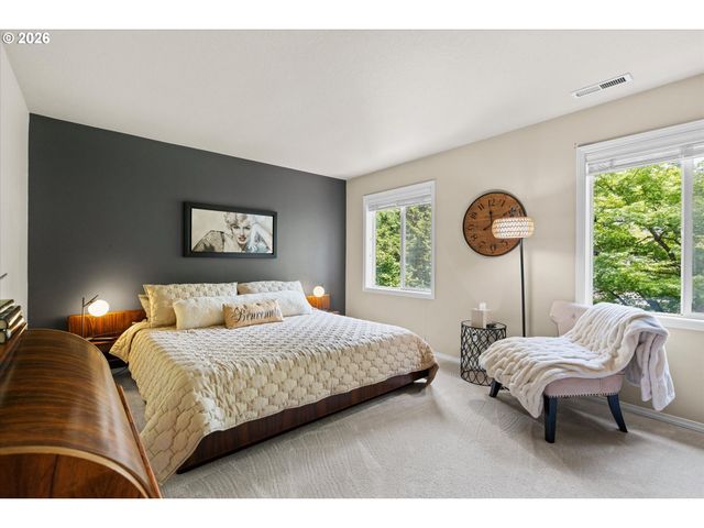9930 Sw LUMBEE Ln, Tualatin, OR 97062