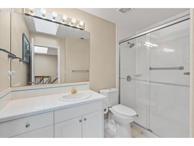 9930 Sw LUMBEE Ln, Tualatin, OR 97062