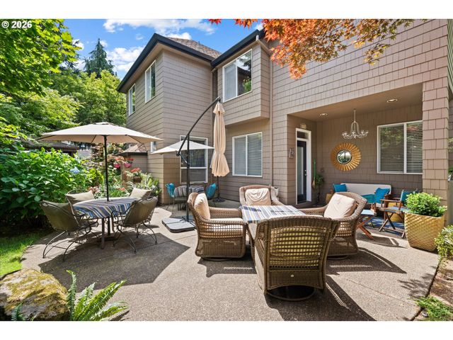9930 Sw LUMBEE Ln, Tualatin, OR 97062