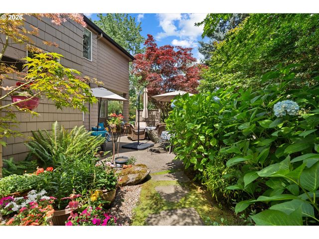 9930 Sw LUMBEE Ln, Tualatin, OR 97062