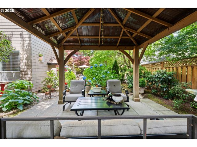9930 Sw LUMBEE Ln, Tualatin, OR 97062