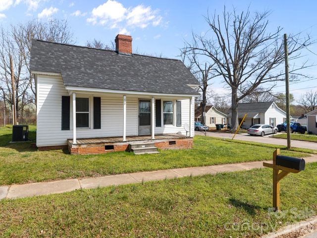 828 Park Avenue, Salisbury, NC 28144