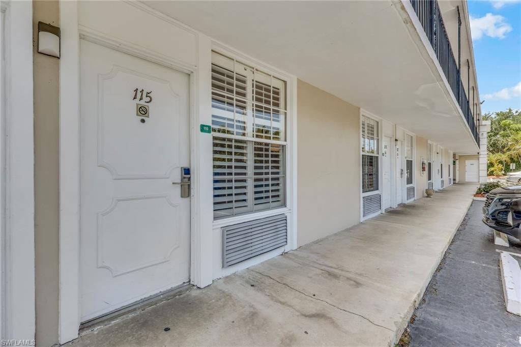 2555 Tamiami TRL N 115, NAPLES, FL 34103 — photo 2