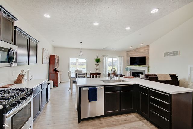 8727 Stoddard Lane, Indianapolis, IN 46217