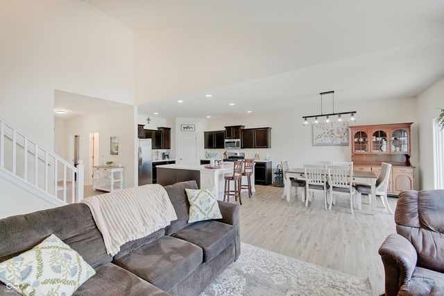 8727 Stoddard Lane, Indianapolis, IN 46217