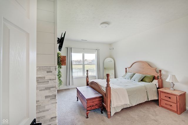 8727 Stoddard Lane, Indianapolis, IN 46217