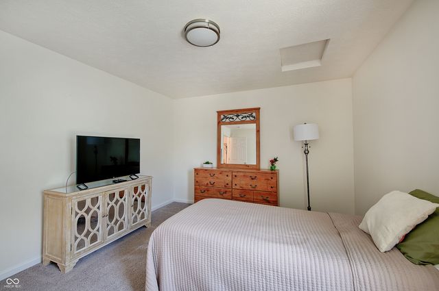 8727 Stoddard Lane, Indianapolis, IN 46217