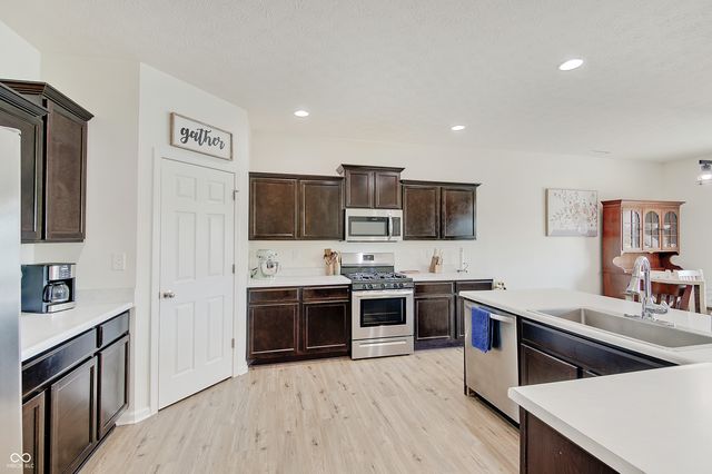 8727 Stoddard Lane, Indianapolis, IN 46217