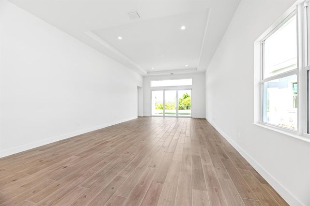 10178 Timber Creek Way, Palm Beach Gardens, FL 33412