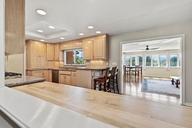 7101 Amoloc Ln, Lotus, CA 95651