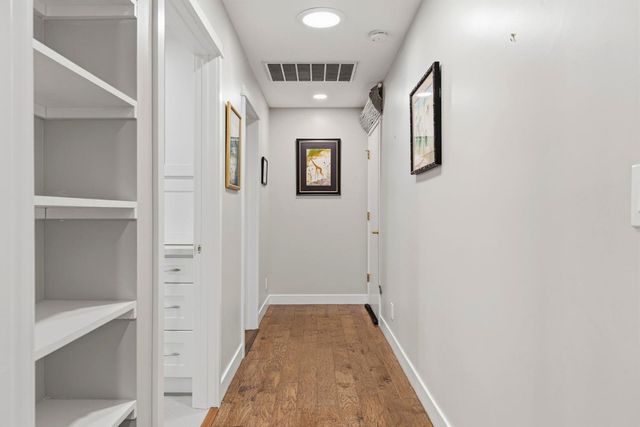 7101 Amoloc Ln, Lotus, CA 95651