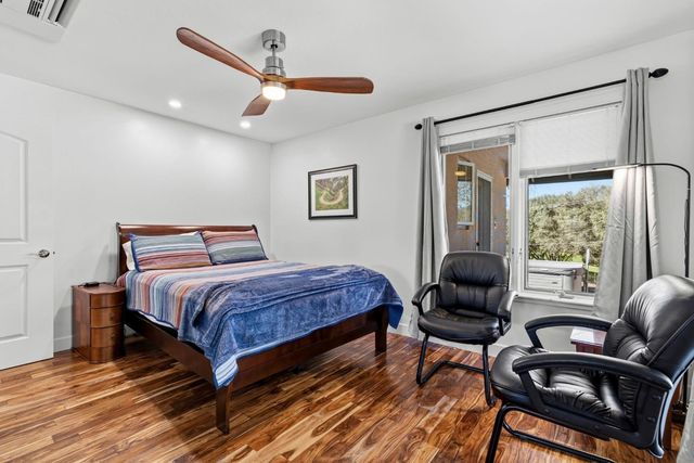 7101 Amoloc Ln, Lotus, CA 95651