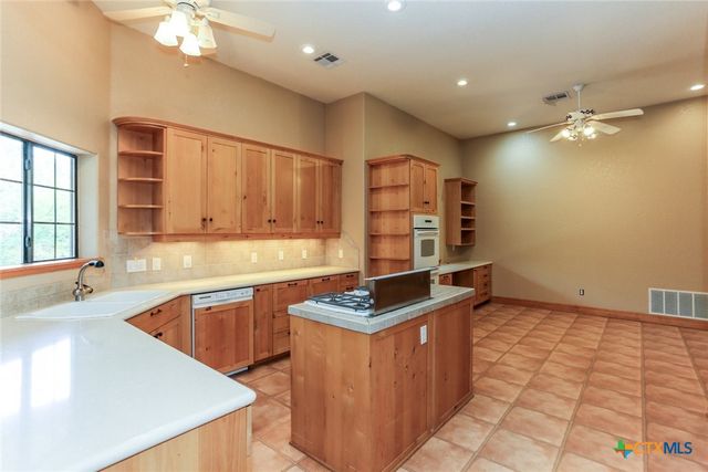9776 Arroyo Drive, Belton, TX 76513