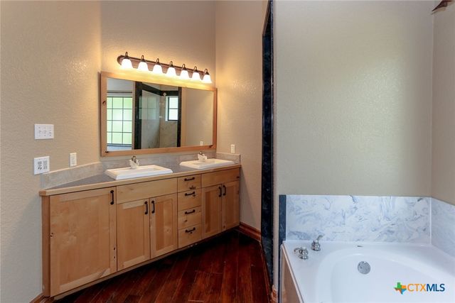 9776 Arroyo Drive, Belton, TX 76513