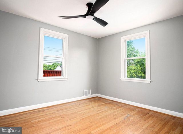 4216 THORNCLIFF RD, Nottingham, MD 21236