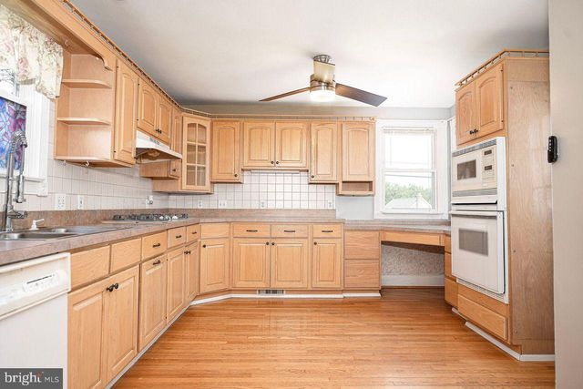 4216 THORNCLIFF RD, Nottingham, MD 21236