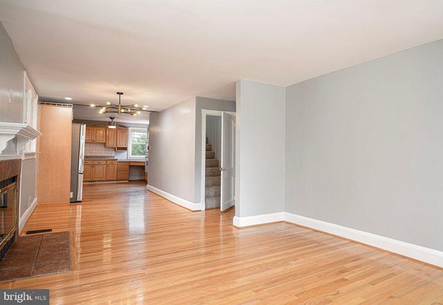 4216 THORNCLIFF RD, Nottingham, MD 21236